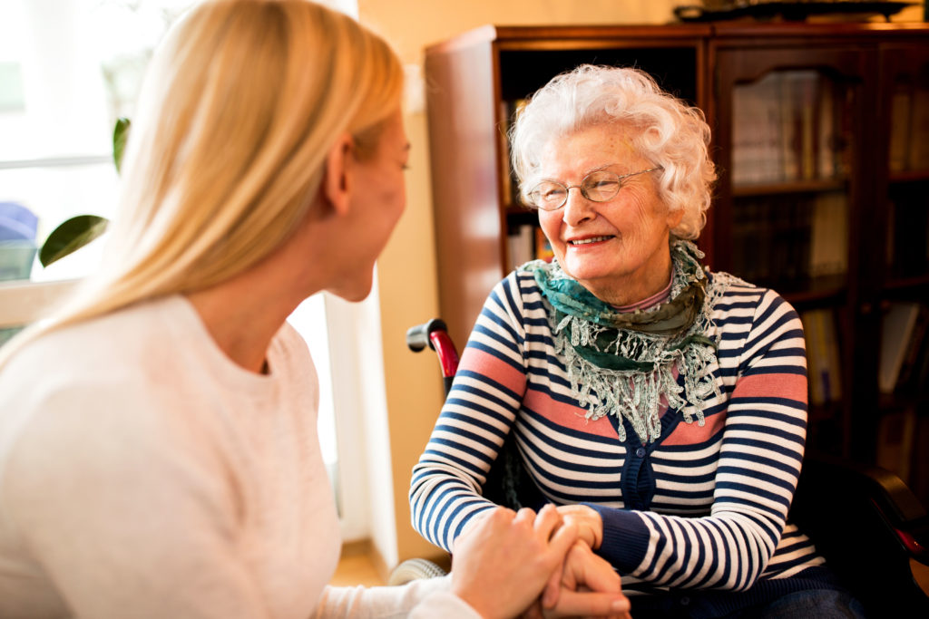 How to Select an assisted living center for your loved one - Twin Town Villa Breckenridge